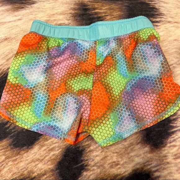 Skechers Active Geometric Rainbow Pattern Pull On Shorts Girls Size 5 / 6 - Picture 5 of 5